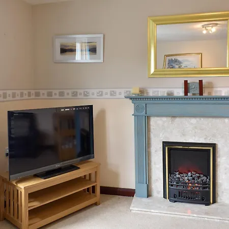 14 Elm Court, Elliott Park קזיק