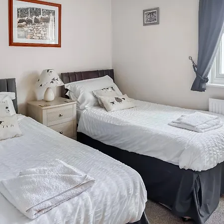 14 Elm Court, Elliott Park * Keswick (Cumbria)